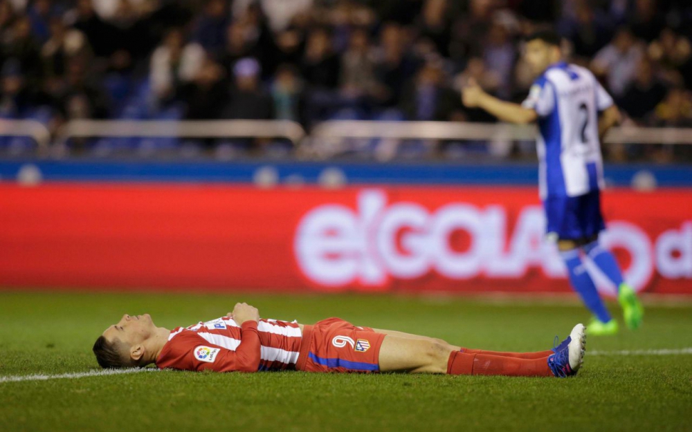 فرناندو توريس لاعب اتلتيكو مدريد يصاب بارتجاج دماغي